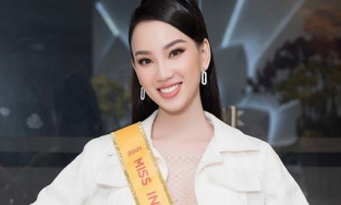 Người đẹp Ái Nhi bị hải quan Ai Cập thu giữ hành lý vì nghi ngờ buôn lậu