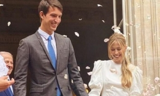 Ngày ái nữ Bill Gates kết hôn, thiếu gia giàu nhất châu Âu cũng cưới vợ 