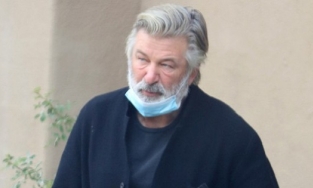 Nam diễn viên Alec Baldwin có thể đối mặt án tù khi bắn chết người