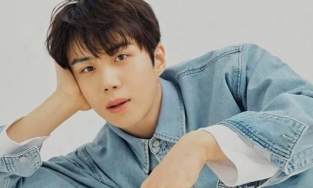 Được minh oan vụ ép bạn gái phá thai, Kim Seon Ho không cần bồi thường hợp đồng?