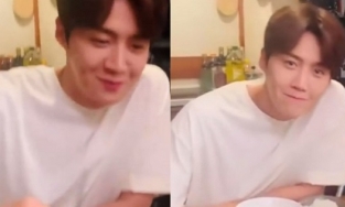 Thái độ thực sự của Kim Seon Ho trong clip hậu trường từ đạo diễn Hometown Cha-Cha-Cha