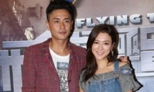 Huỳnh Tông Trạch lộ ảnh tình tứ với với con dâu 'ông trùm TVB'