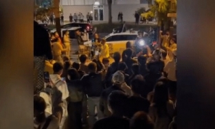 Siêu hit của Sơn Tùng được biểu diễn trên đường phố Nhật Bản