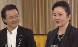 Choáng với loạt quy tắc khó nhằn trong 'lớp học' thanh lịch của mẹ vợ Phan Thành