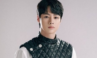 Chỉ đổi 1 ký tự ở 'bio', thực tập sinh Việt Hanbin lên luôn top #1 trending Twitter