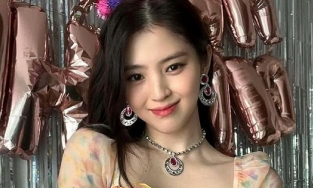 Han So Hee tròn 27 tuổi, ngoại hình nhỉnh hơn 17