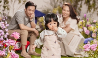  Đàm Thu Trang khoe bộ ảnh gia đình hạnh phúc nhưng không có mặt Subeo