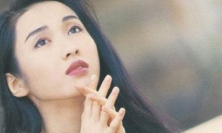 'Đệ nhất mỹ nhân TVB' Lê Tư làm mọi cách để con gái không biết mẹ là ngôi sao