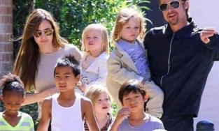 6 con của Angelina Jolie và Brad Pitt mắc bệnh tâm lý khi bị mẹ bắt trả thù bố