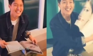 Đang xem báo bỗng thấy Song Hye Kyo, tình trẻ cười tít mắt khoe khắp nơi