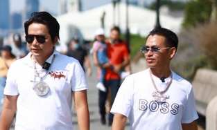 Khoa Pug ẩn ý hậu ồn ào cạch mặt Johnny Đặng: '30 tỷ để thấy bộ mặt thật của thằng bạn mới quen'