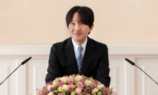 Thái tử Nhật Bản lần đầu nói về cuộc hôn nhân của con gái và dân thường