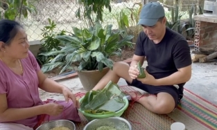 Trung Dũng ở tuổi 48: Không lấy vợ, thích vào bếp nấu món ngon cho mẹ già