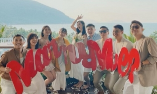 Salim được 'friendzone' 15 năm là thiếu gia tập đoàn cầu hôn, rộ nghi vấn cưới chạy bầu