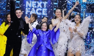 Lương Thùy Linh khẳng định vị thế ngang hàng với H'Hen Niê khi học trò đoạt đồng quán quân