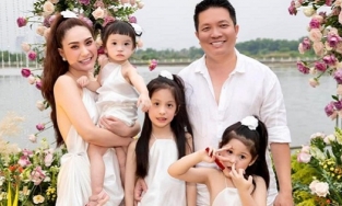 Đoàn Di Băng bị ông xã đại gia viết đơn 'từ vợ' vì mua quà Noel hết hơn 13 tỷ