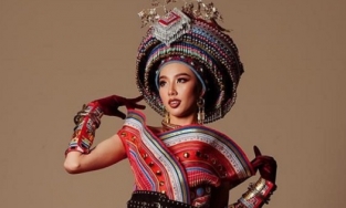 Đội tuyển Việt Nam thua Thái Lan, Thùy Tiên bất ngờ bị 'ném đá' chỉ vì diện trang phục Thái