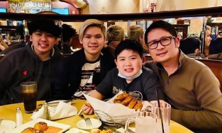 Bằng Kiều chi hàng trăm triệu tặng quà Giáng sinh cho 3 con