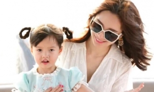 Hoa hậu Đặng Thu Thảo và con gái: Mẹ thần tiên tỷ tỷ, con gái hưởng trọn nét đẹp