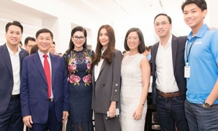 Chức vụ của các con tỷ phú Johnathan Hạnh Nguyễn trong tập đoàn nghìn tỷ, chồng Hà Tăng làm gì?