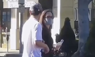 Con trai nuôi người Việt của Angelina Jolie bị 'team qua đường' bắt gặp đi với gái lạ ngoài phố