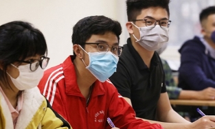 Các trường Đại học tại Hà Nội công bố lịch học, có trường 'chơi lớn' lì xì tiền cho sinh viên