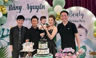 Bằng Kiều chính thức cho bạn gái mới và con trai thứ 4 lên sóng