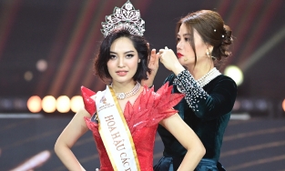 Khoảnh khắc Tân Hoa hậu Thuý Hằng không cảm xúc khi đăng quang 