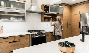 Hệ thống lưu trữ thông minh cho căn bếp gọn gàng và sạch đẹp