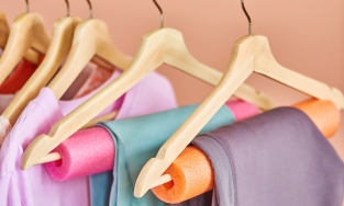 5 ý tưởng biến tấu mút xốp dạng ống cho nhà thêm tiện ích