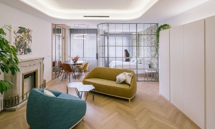 Vách ngăn bằng kính, kiểu riêng tư 'lừng chừng' linh hoạt cho phòng ngủ