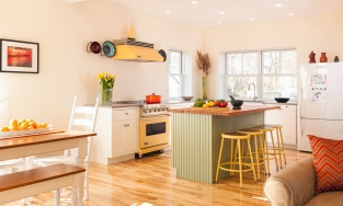 9 phòng bếp rực rỡ chứng minh bạn nên thử màu vàng cho không gian nấu nướng