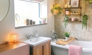 Phòng tắm buồn tẻ sau 'trang điểm' trở thành một spa thu nhỏ tuyệt đẹp