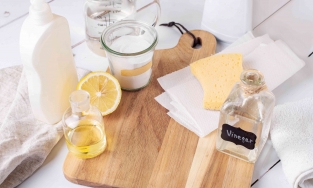 Cách vệ sinh thớt gỗ sạch sẽ, bảo vệ thớt khỏi vi khuẩn hay nấm mốc