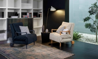 Nuovo Arturo: Chiếc ghế bành kết hợp giường ngủ cực tiện nghi cho nhà chật