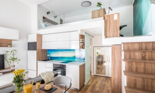 Căn hộ vỏn vẹn 21m² nhưng tiện nghi không thiếu thứ gì, lại có cả hệ thống chiếu sáng siêu bắt mắt