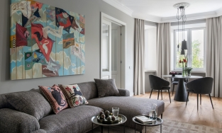 Cải tạo căn hộ 63m² với thiết kế cửa sổ lồi làm khu vực ăn uống nên thơ, thoáng sáng