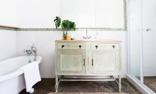 6 cách hạn chế mùi hôi trong phòng tắm hiệu quả và dễ áp dụng