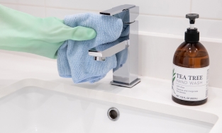 Cách làm sạch nội thất bằng kim loại mạ chrome nhanh chóng và hiệu quả