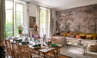 Căn hộ 44m² quyến rũ với hoa văn và phụ kiện mang mang đặc trưng kiểu Pháp