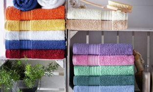4 ý tưởng lưu trữ khăn lau sạch sẽ, khoa học cho phòng tắm nhỏ