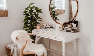 5 ý tưởng trang trí bàn phấn đẹp để chủ nhân có cảm hứng làm đẹp mỗi ngày
