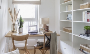 5 mẹo hữu ích giúp bạn sắp xếp góc làm việc tại gia thật thoải mái và phong cách