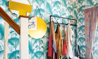 10 ý tưởng tận dụng tối đa không gian lối ra vào bằng gương và kệ lưu trữ