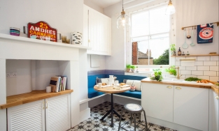 Những ý tưởng thiết kế bàn ăn trong bếp chật vẫn xinh xắn, tiện lợi