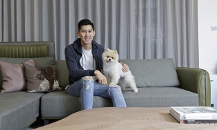 Căn hộ thú vị của chàng cầu thủ bóng rổ đẹp trai với bộ sưu tập giày sneake đáng nể