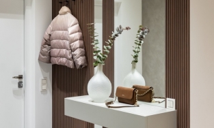 Ngắm những lối ra vào chào đón, ấm cúng nhờ nội thất gỗ