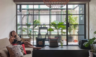 Thăm căn hộ 'chất như nước cất' của cô gái mê mệt phong cách châu Phi tự do và phong khoáng