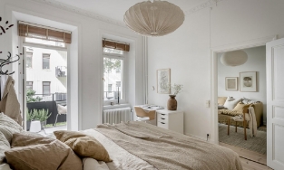 Học lỏm cách thiết kế căn hộ 55m² chỉ dùng màu trung tính nhưng vô cùng sống động