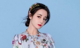 Địch Lệ Nhiệt Ba bị tình cũ của Hoàng Cảnh Du gọi là tiểu tam